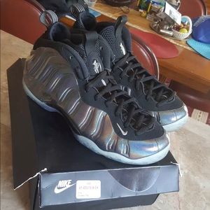 Nike Foamposite holograms